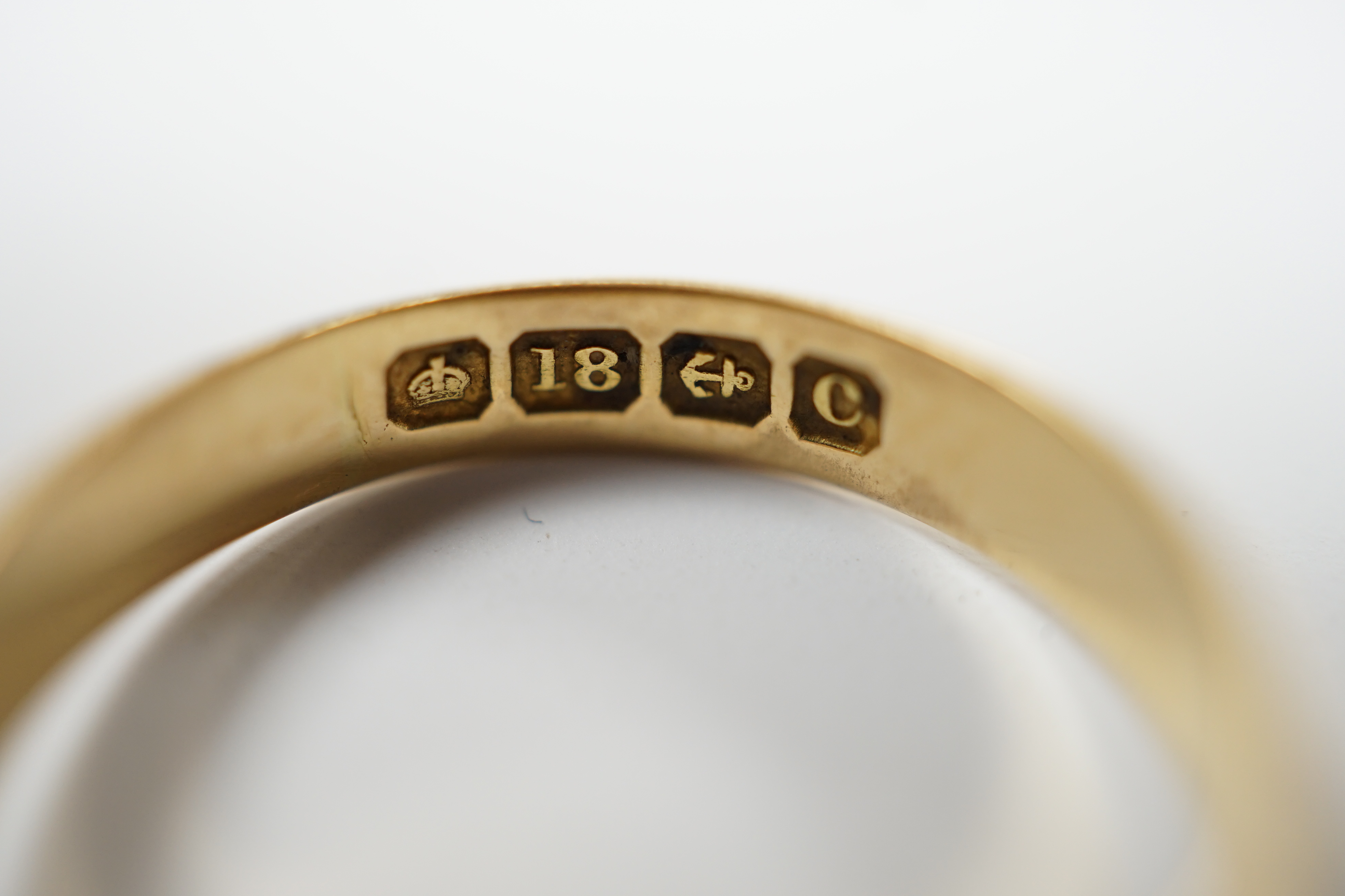 An Edwardian 18ct gold, rose cut diamond and split pearl cluster set ring, size O, gross weight 3.2 grams.
